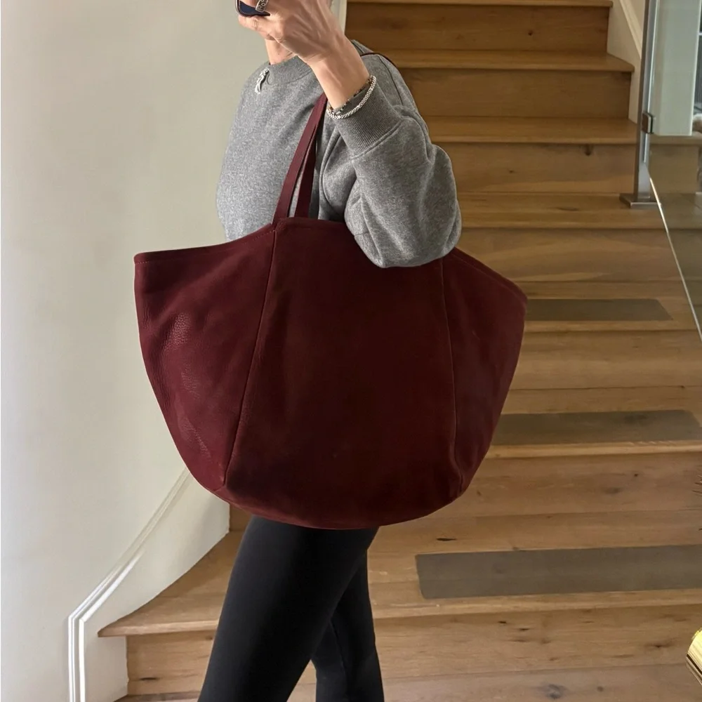 Madewell Slouchy Suede Carry All Shoulder Tote in Pinot Noir - Picture 9 of 15